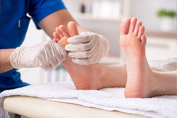 Advanced Podiatry | Hammertoes, Heel Pain and Flat Feet