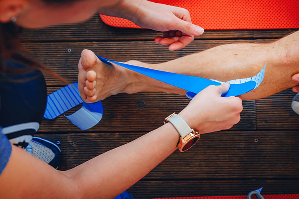 Advanced Podiatry | Flat Feet, Sports Medicine and Bunions